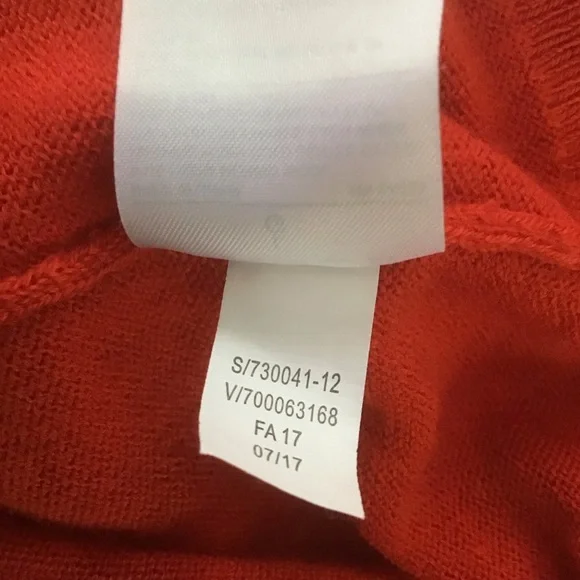 Banana Republic Factory Orangey Red Merino Wool V Neck Sweater, Size L - Picture 5 of 13